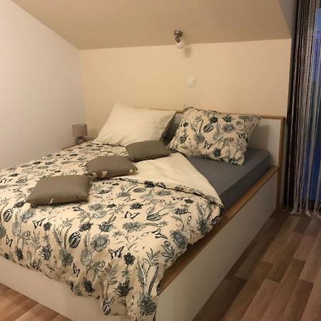 Apartman Mig 솔린 외부 사진